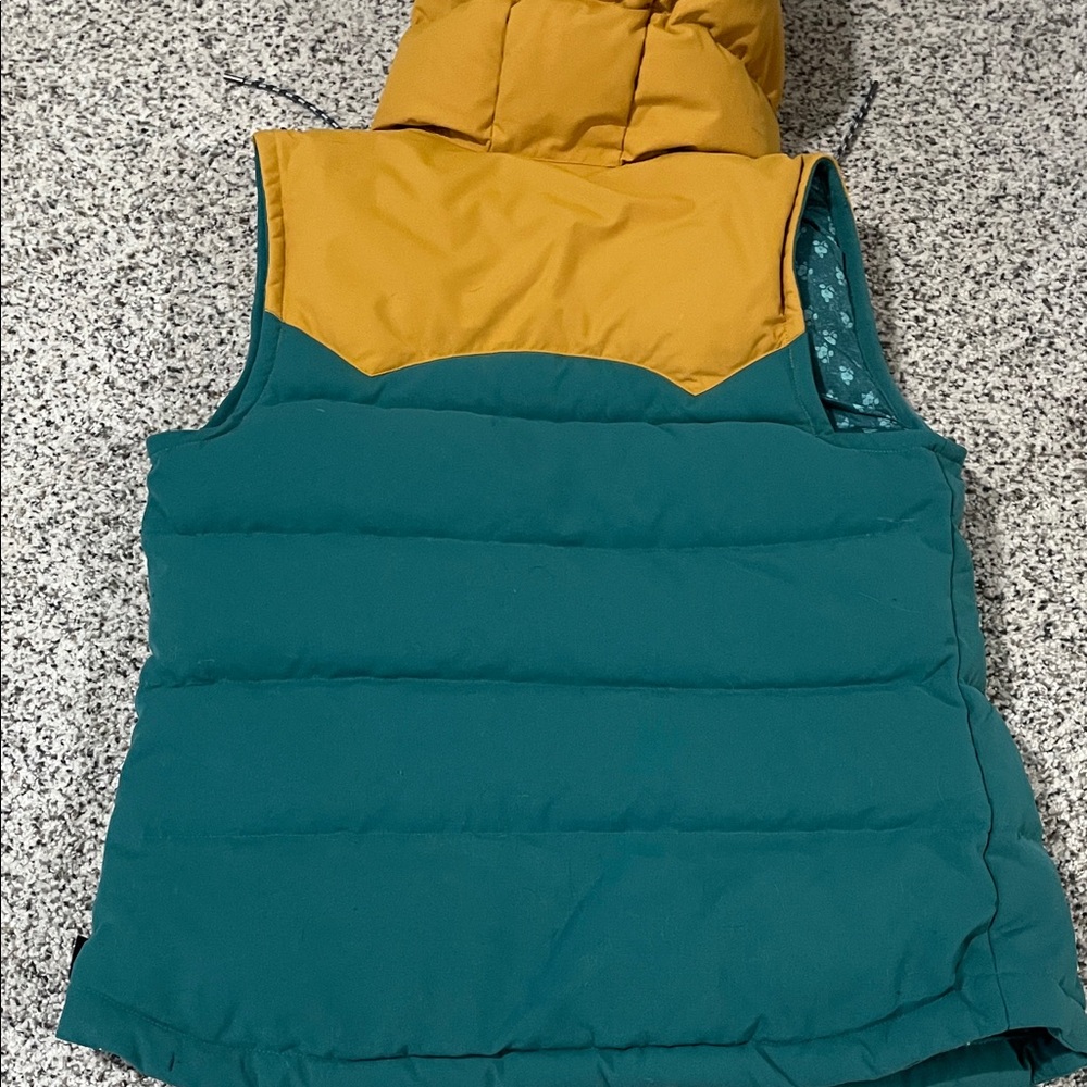Patagonia women’s bivy hooded vest arbor green mustard size medium - Picture 8 of 8